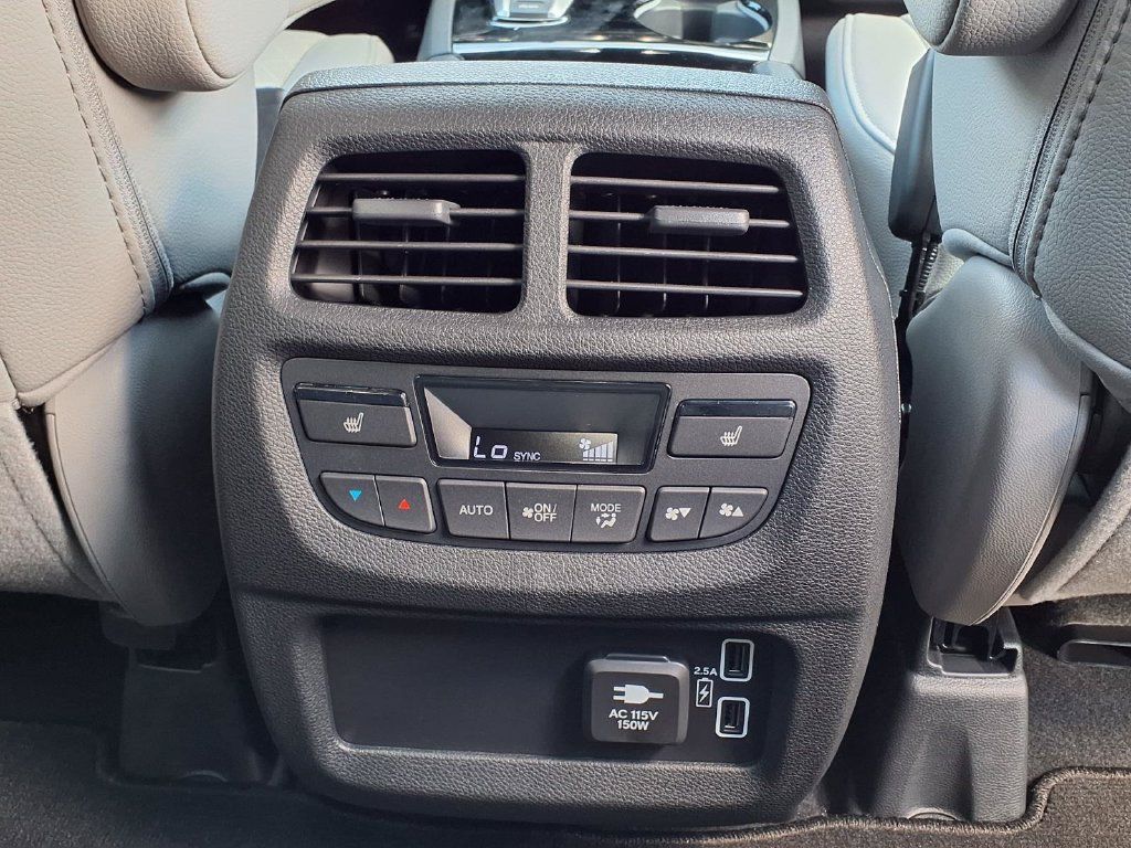 Used 2021 Honda Passport Elite image 16