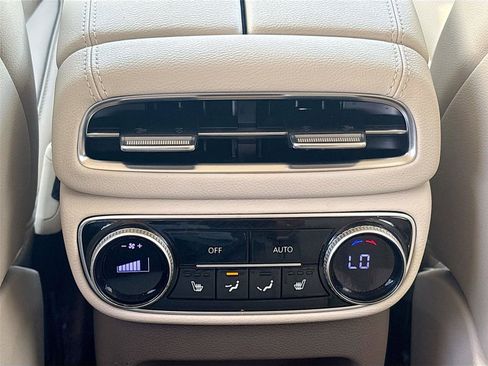 Used 2022 Genesis GV80 2.5T w/ Prestige Package 05 image 29