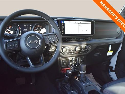 New 2025 Jeep Gladiator Rubicon image 13