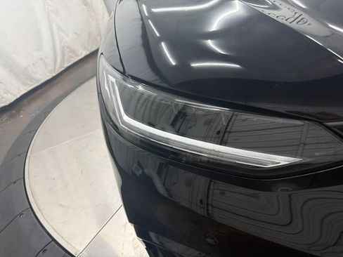 Used 2027 Honda HR-V EX-L image 10