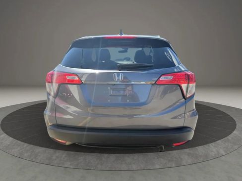 Used 2022 Honda HR-V EX image 6