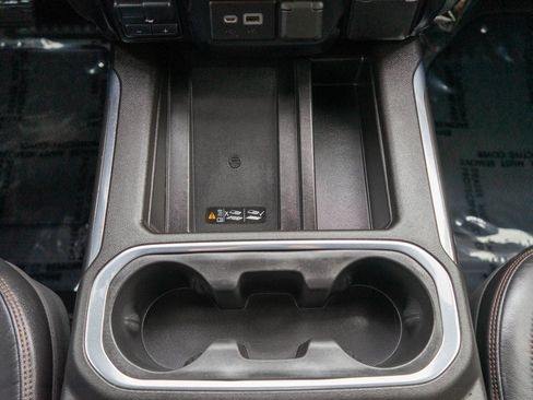 Used 2021 GMC Sierra 2500 AT4 w/ AT4 Preferred Package image 30