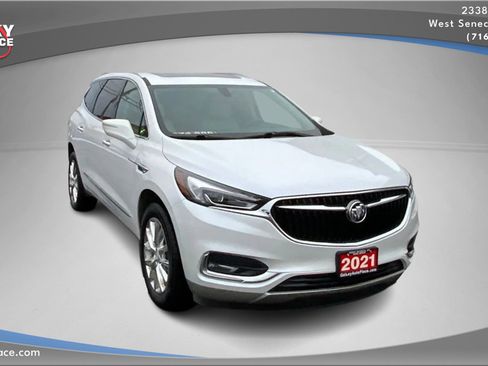 Used 2021 Buick Enclave Essence w/ Experience Buick Package image 3