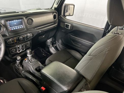Used 2022 Jeep Wrangler Unlimited Sport AWD/4WD image 22