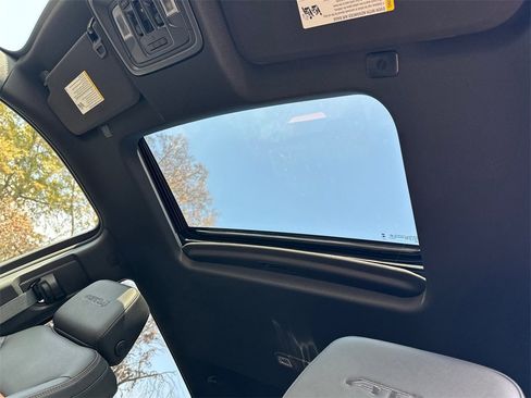 New 2026 GMC Sierra 2500 AT4 image 32