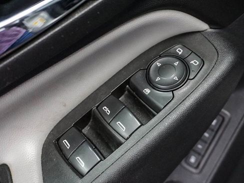 Used 2021 Chevrolet Equinox Premier image 6