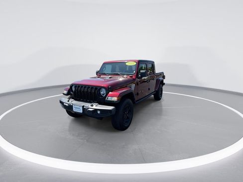 Used 2021 Jeep Gladiator Sport AWD/4WD image 4