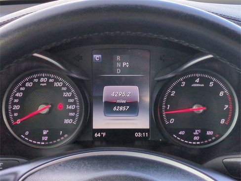 Used 2017 Mercedes-Benz GLC 300 4MATIC w/ Premium 2 Package image 28