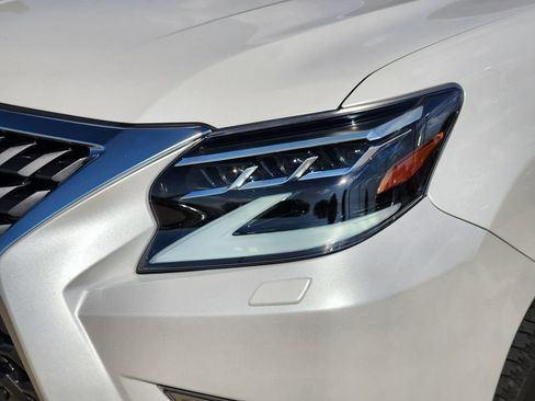 Certified 2023 Lexus GX 460 Premium w/ Premium Package AWD/4WD image 9