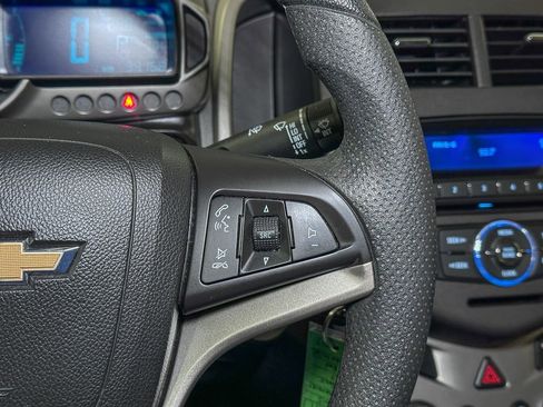 Used 2015 Chevrolet Sonic LT image 34