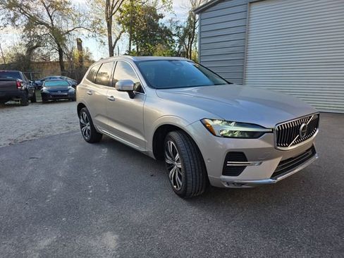 Used 2023 Volvo XC60 B5 Plus w/ Protection Package Premier image 2