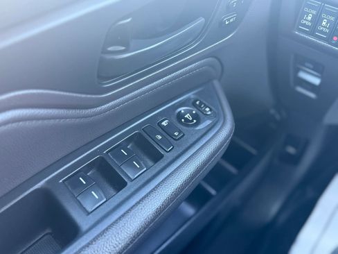 Used 2018 Honda Odyssey Touring image 32
