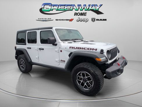 Used 2026 Jeep Wrangler Unlimited Rubicon AWD/4WD image 2