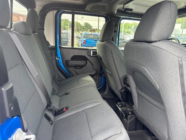 New 2026 Jeep Gladiator Sport AWD/4WD image 11