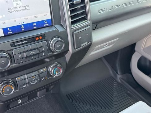 Used 2019 Ford F250 XLT AWD/4WD image 29