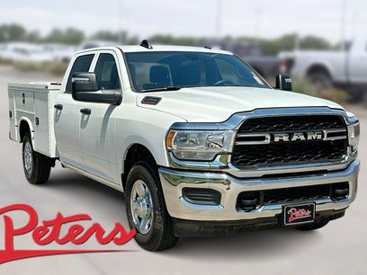 New 2024 RAM 2500 Tradesman w/ Chrome Appearance Group