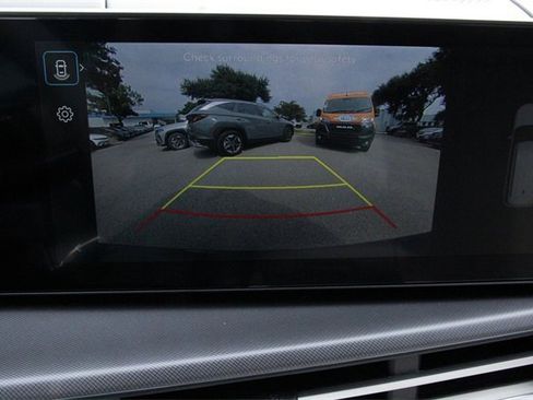 New 2026 Hyundai Santa Fe SE image 12