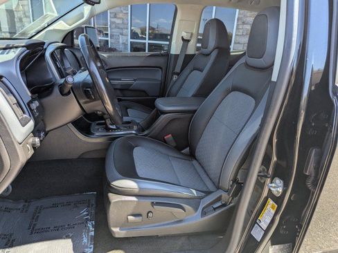 Used 2017 Chevrolet Colorado Z71 AWD/4WD image 11