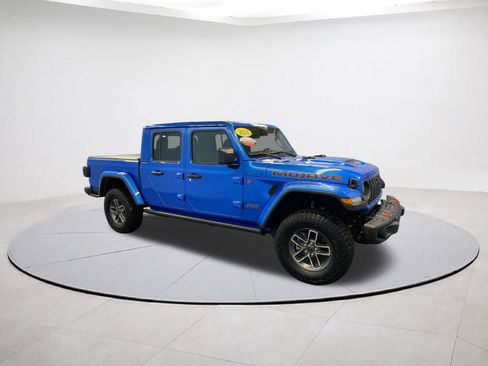 Certified 2024 Jeep Gladiator Mojave image 7