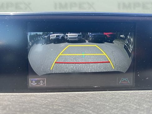 Used 2019 Lexus UX 200 w/ Premium Package image 20