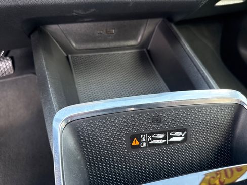 Used 2025 Chevrolet Equinox LT w/ Convenience Package II image 20