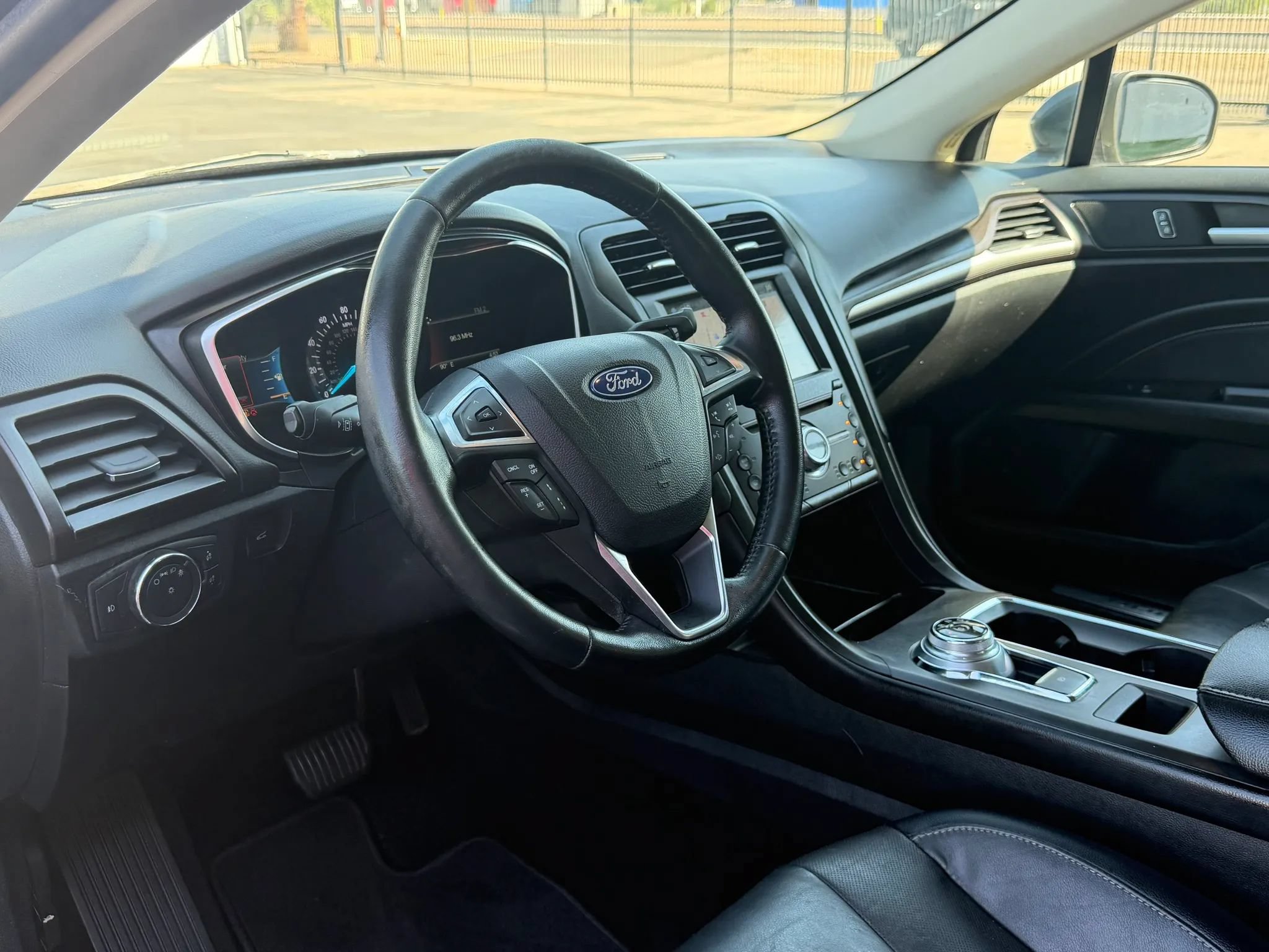 Used 2019 Ford Fusion Titanium AWD/4WD image 16