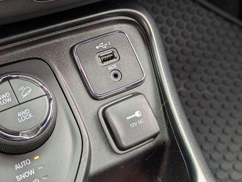 Used 2019 Jeep Compass Trailhawk AWD/4WD image 21