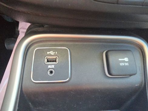 Used 2021 Jeep Compass Sport image 23