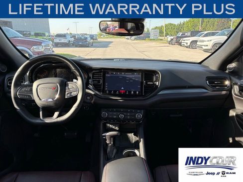 Used 2025 Dodge Durango GT AWD/4WD image 10