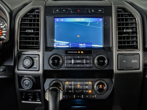 Used 2019 Ford F150 Raptor w/ Equipment Group 802A Luxury AWD/4WD image 26