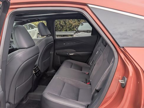 Certified 2025 Lexus RX 450h AWD w/ Convenience Package image 15