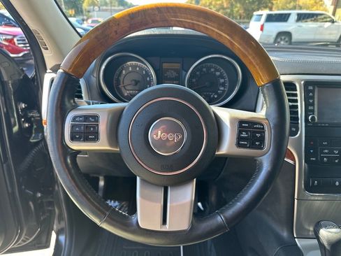 Used 2012 Jeep Grand Cherokee Overland image 16