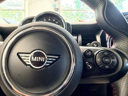 Used 2019 MINI Cooper S FWD image 30