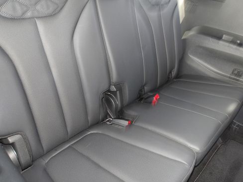 Certified 2022 Hyundai Palisade Calligraphy image 12