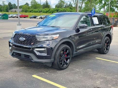Used 2023 Ford Explorer ST w/ Equipment Group 401A AWD/4WD image 2