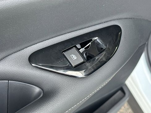 New 2026 Nissan Murano SV image 30