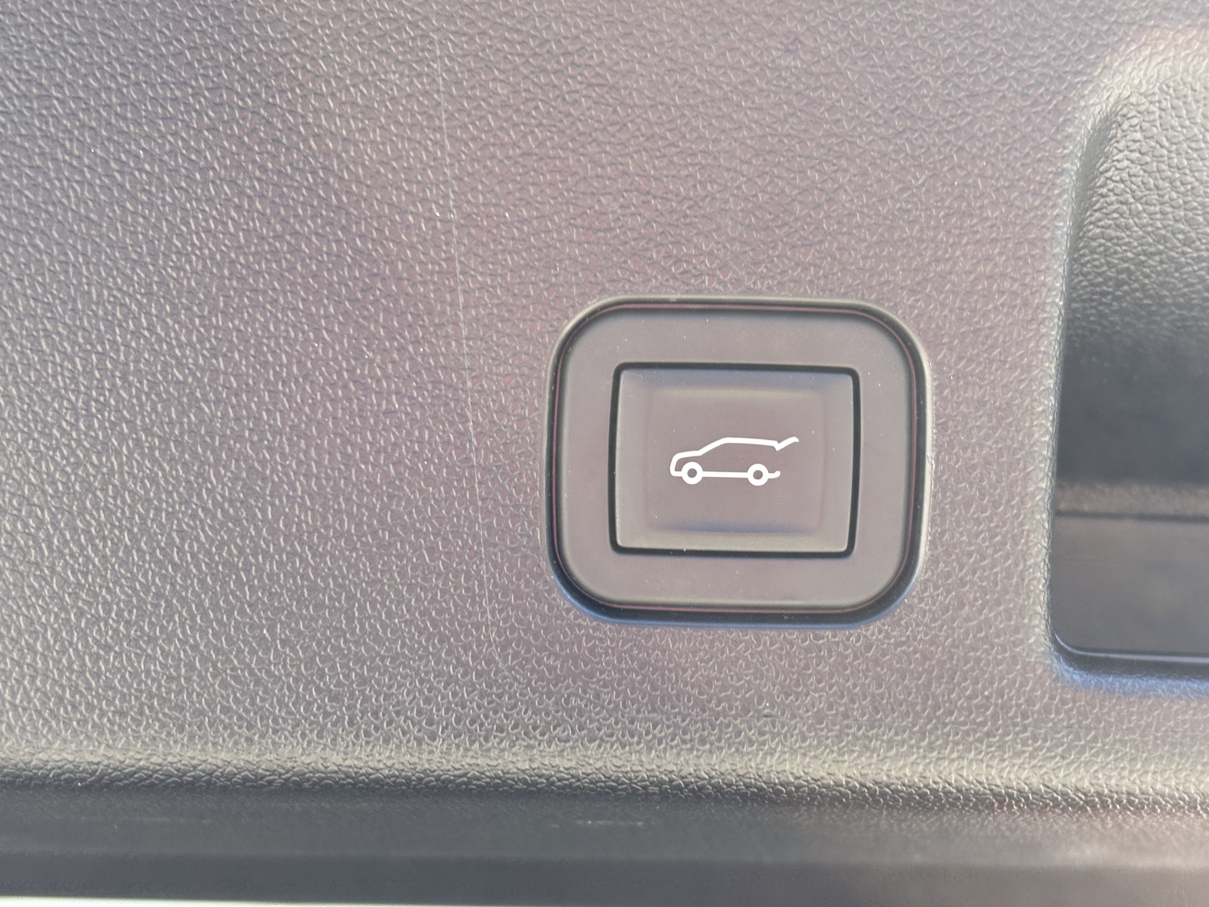Used 2024 Chevrolet Equinox EV LT FWD image 10