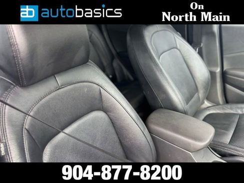 Used 2023 Hyundai Kona SE AWD/4WD image 18