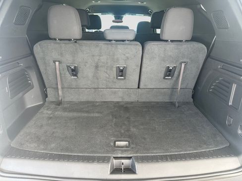 Used 2024 Chevrolet Traverse LS FWD image 18