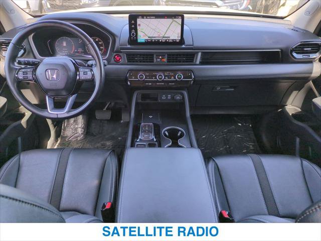 Certified 2025 Honda Pilot Touring image 22