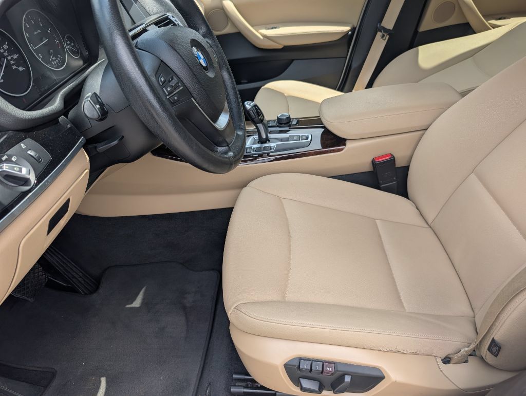 Used 2017 BMW X3 sDrive28i RWD image 8
