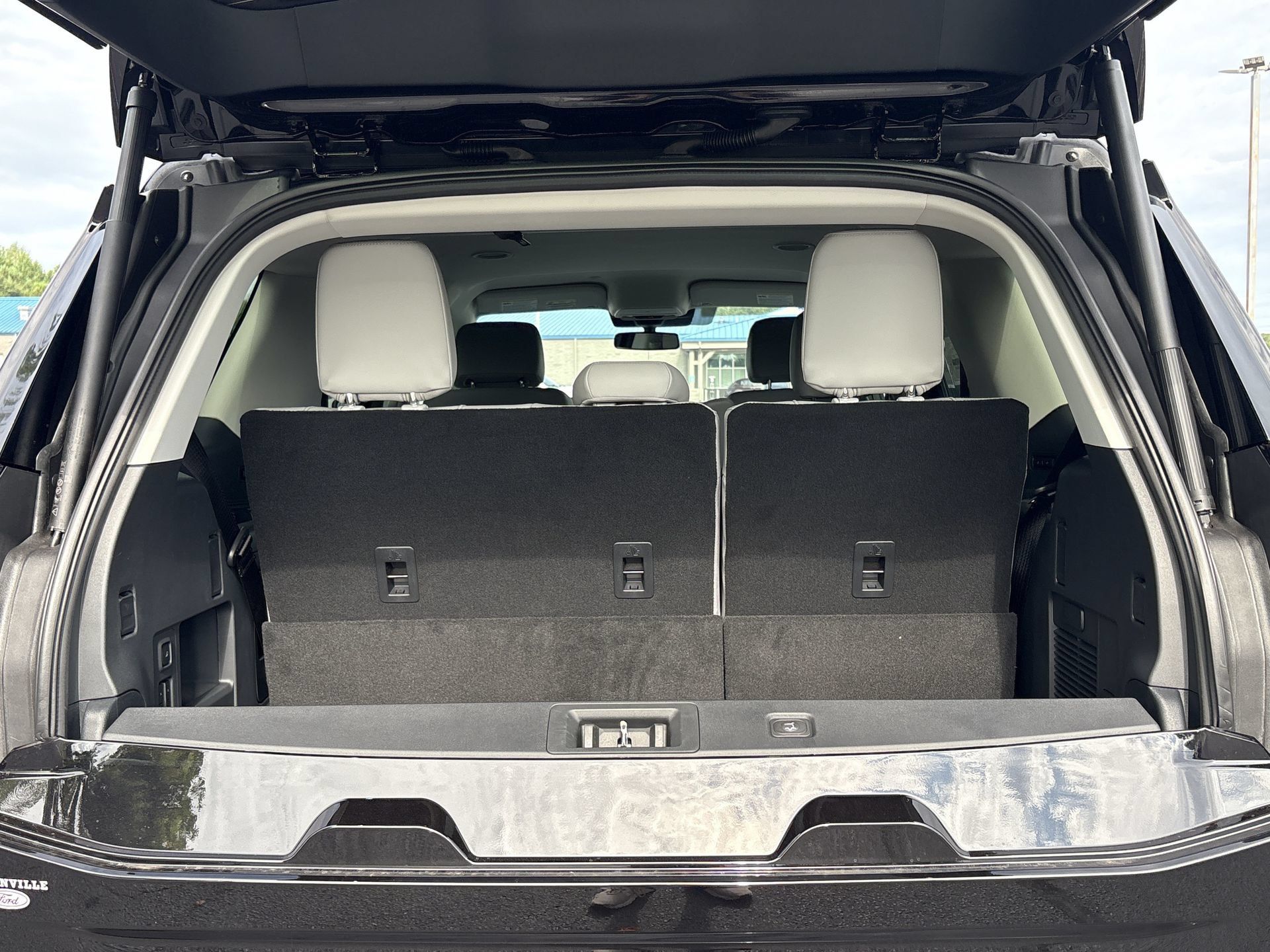 New 2027 Ford Expedition Active RWD image 22