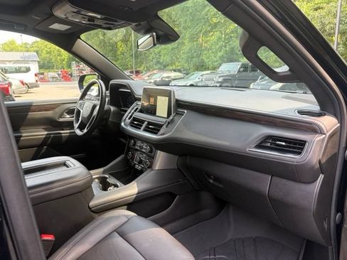 Used 2023 Chevrolet Tahoe Z71 w/ Luxury Package AWD/4WD image 29