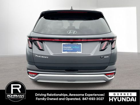 Used 2025 Hyundai Tucson Limited image 9