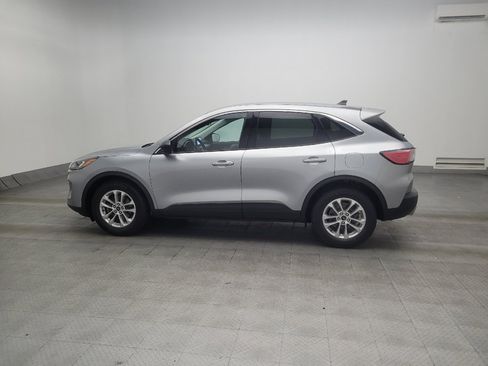 Used 2022 Ford Escape SE w/ Convenience Package FWD image 3