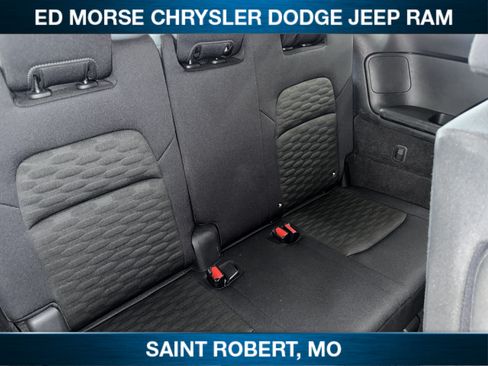 Used 2024 Nissan Pathfinder SV FWD image 31