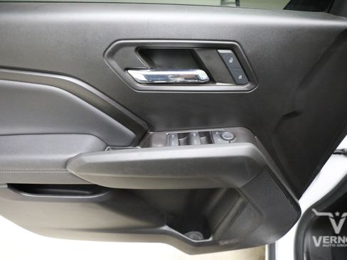 Used 2024 GMC Canyon Elevation w/ Elevation Premium Package AWD/4WD image 18