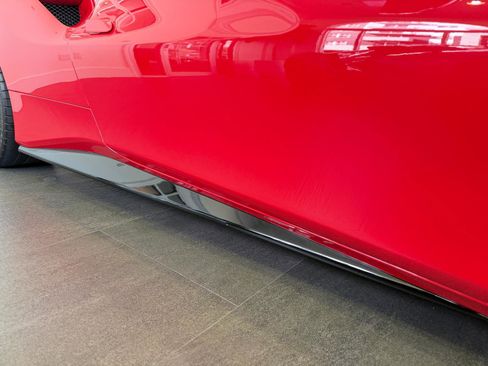 Used 2016 Ferrari 488 Spider image 8