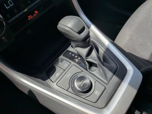 Used 2023 Toyota RAV4 LE AWD/4WD image 26
