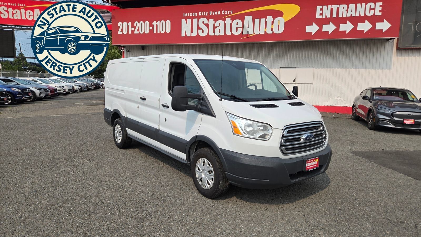 Used 2017 Ford Transit 250 130 Low Roof w/ Premium Package RWD image 14